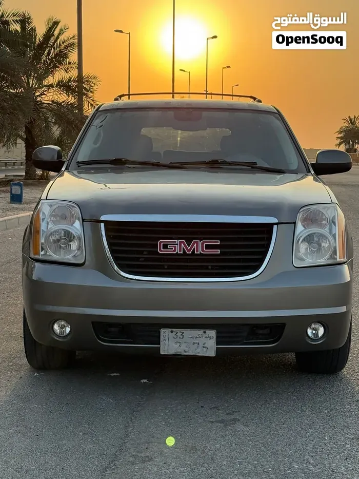 GMC Yukon Xl 2009 photo 2