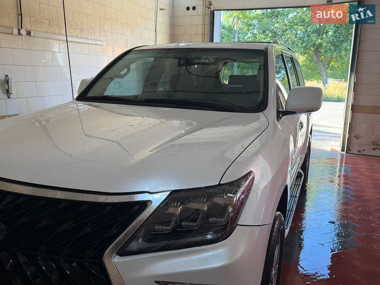 Lexus Lx 2010 photo 5
