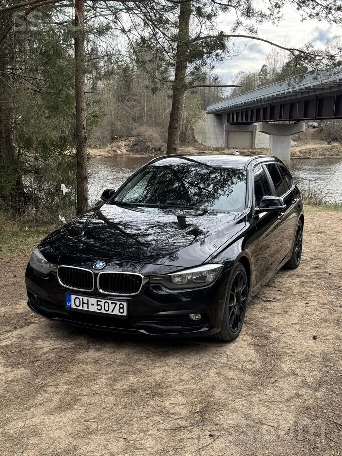 BMW 318 2013 photo 2