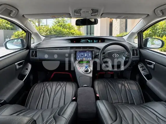 Toyota Prius 2016 photo 3