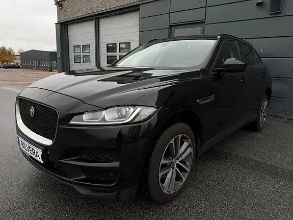Jaguar F-Pace 2017 photo 3