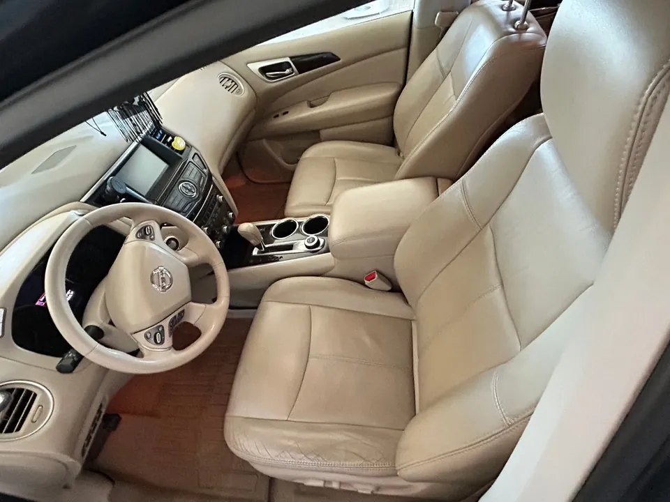 Nissan Pathfinder 2014 photo 4