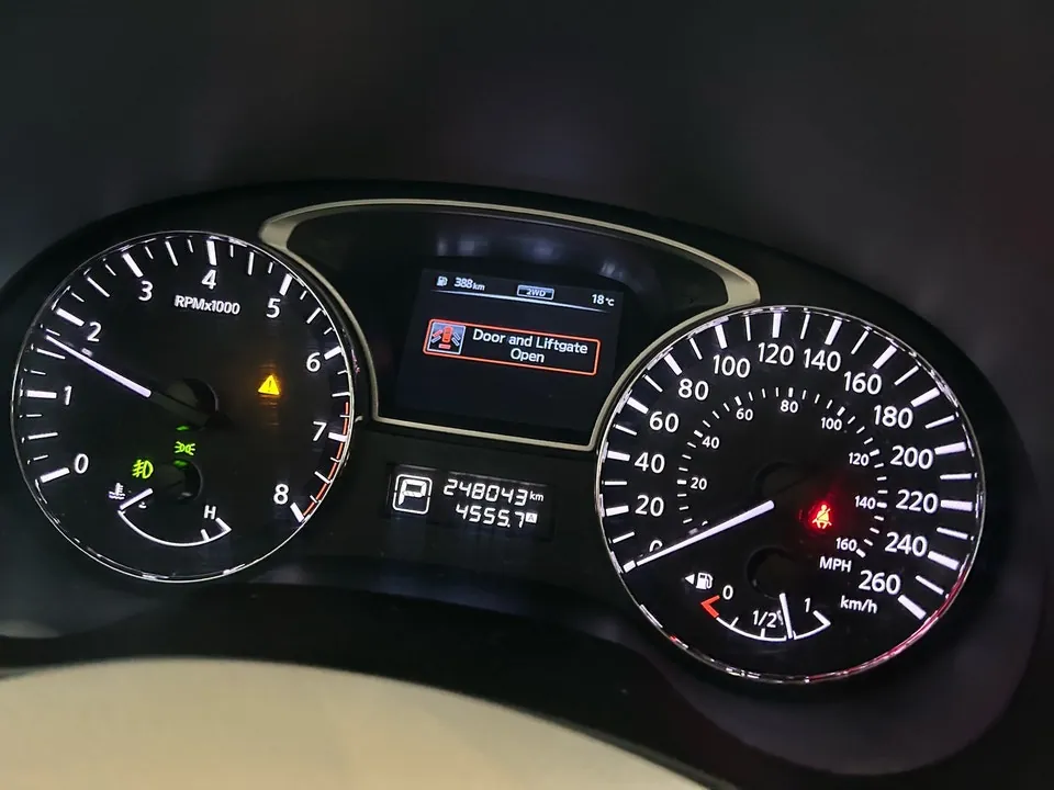 Nissan Pathfinder 2014 photo 3