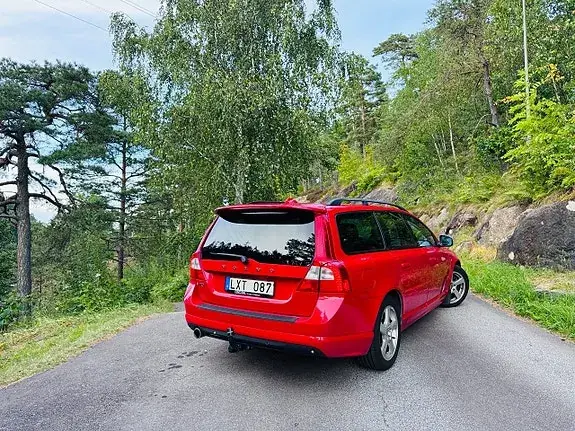 Volvo V70 2012 photo 4