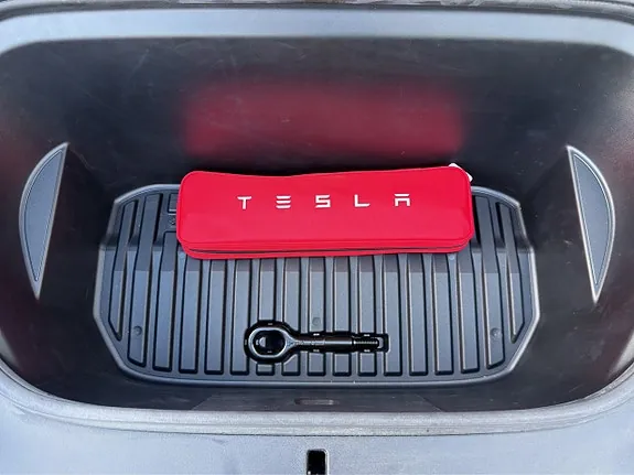 Tesla Model Y 2022 photo 5