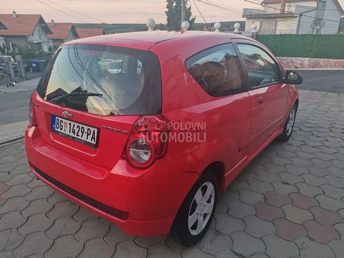 Chevrolet Aveo 2010 photo 5