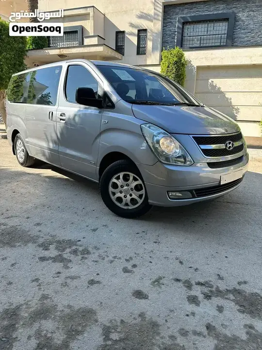 Hyundai H1 2013 photo 4