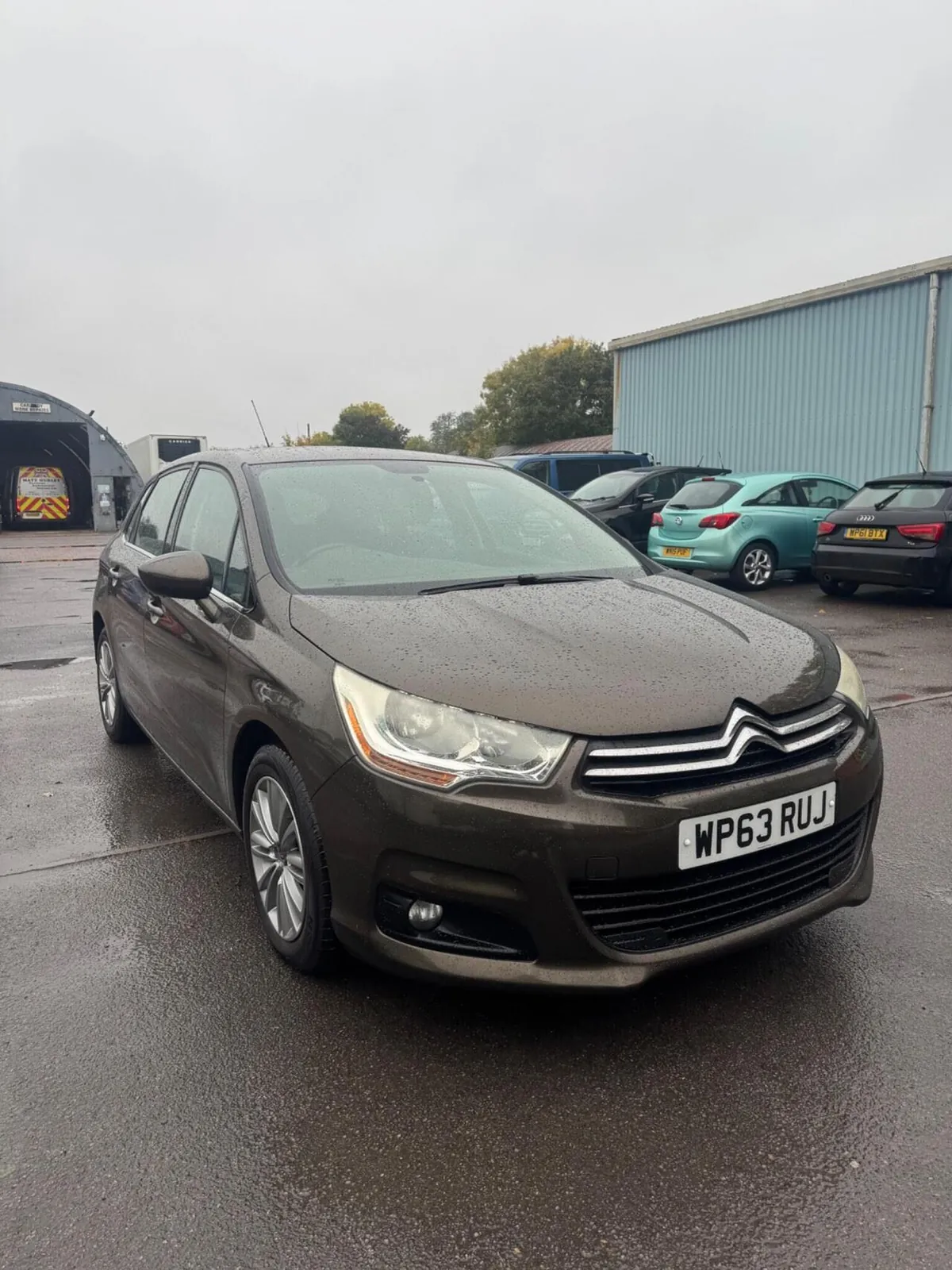 Citroen C4 2013 photo 2