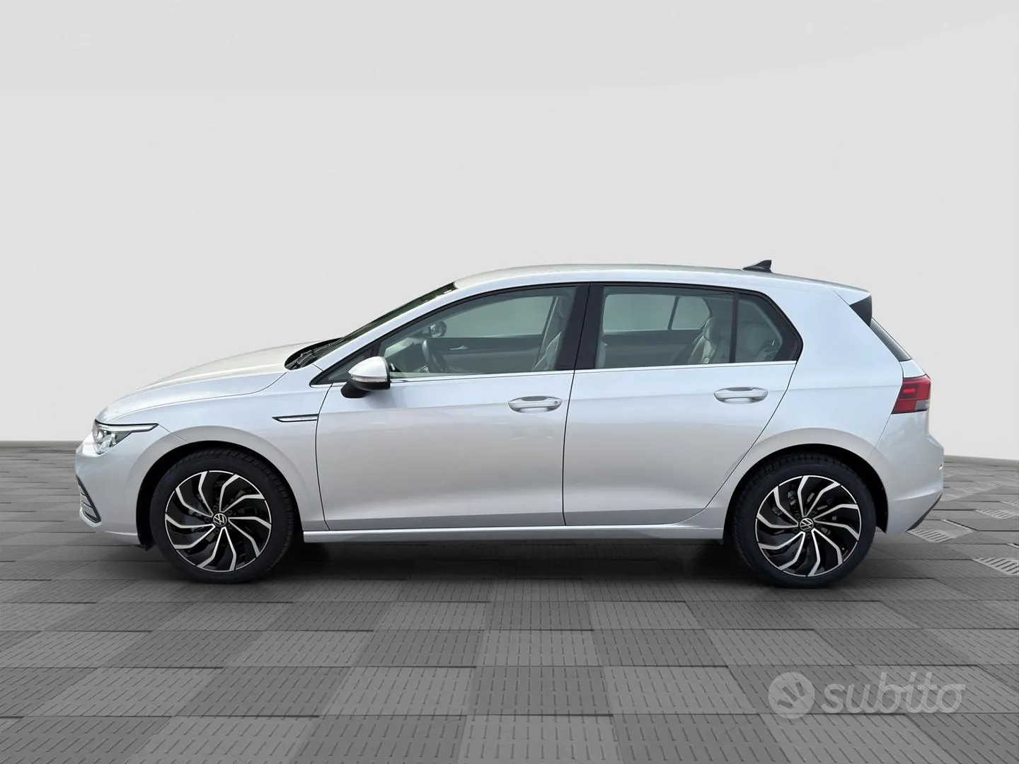 Volkswagen Golf 2021 photo 2