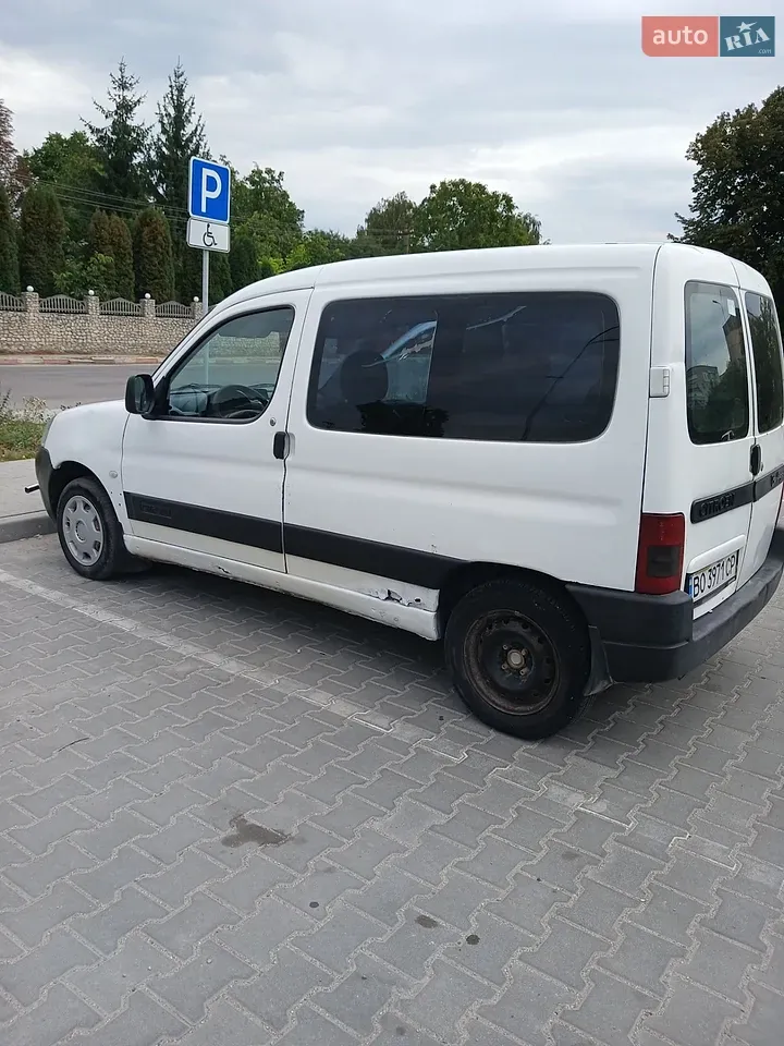 Citroen Berlingo 2005 photo 2