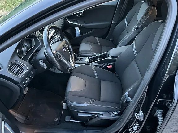 Volvo V40 2015 photo 3