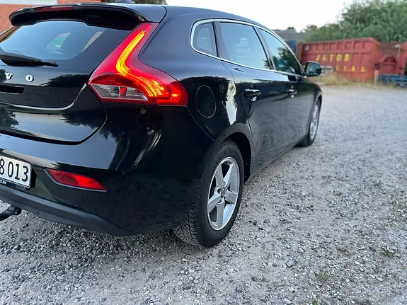 Volvo V40 2015 photo 4