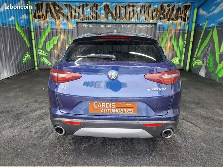 Alfa Romeo Stelvio 2017 photo 5