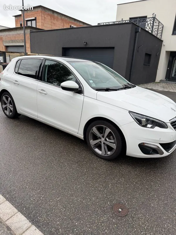 Peugeot 308 2014 photo 2
