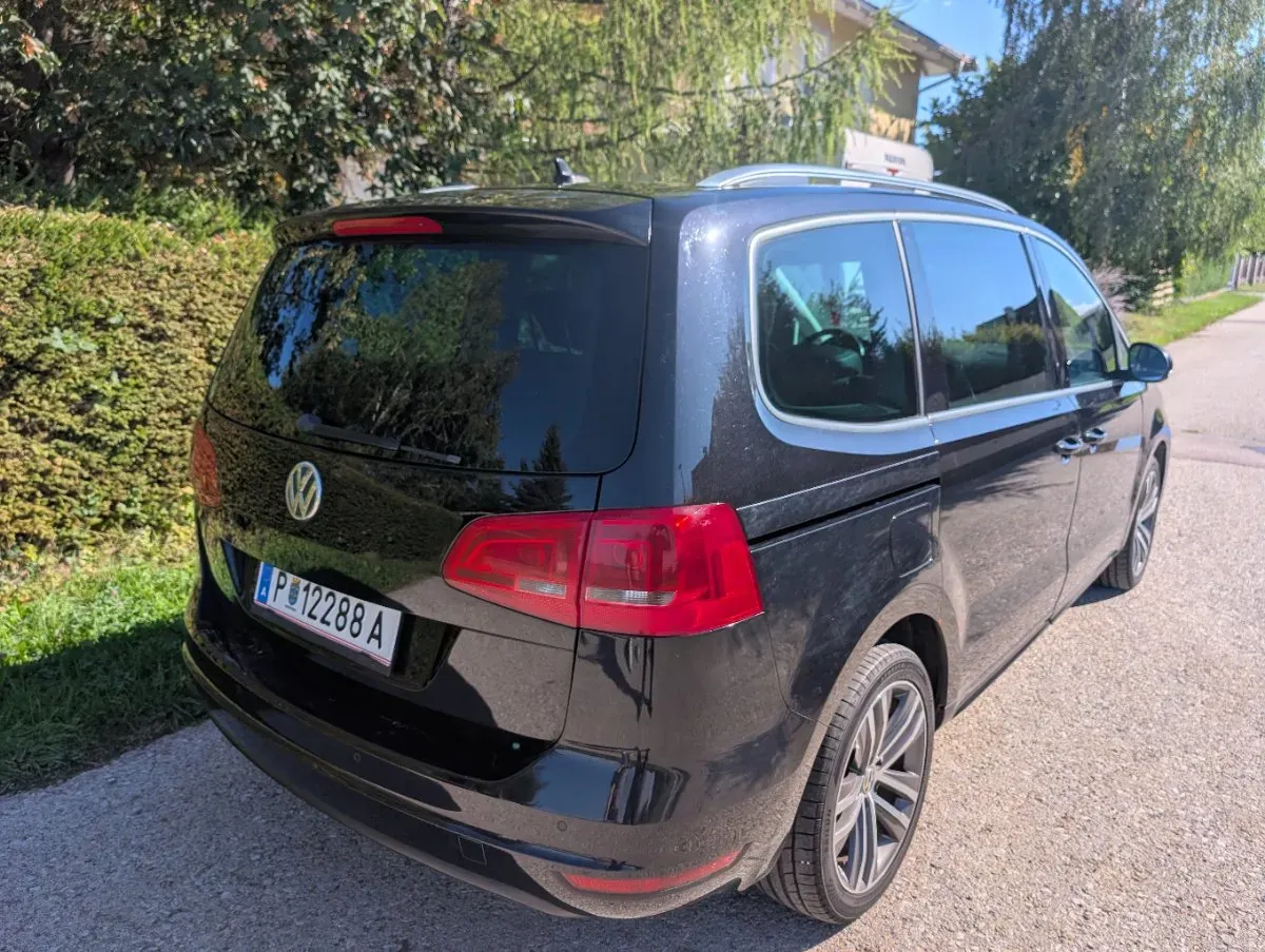 Volkswagen Sharan 2013 photo 2