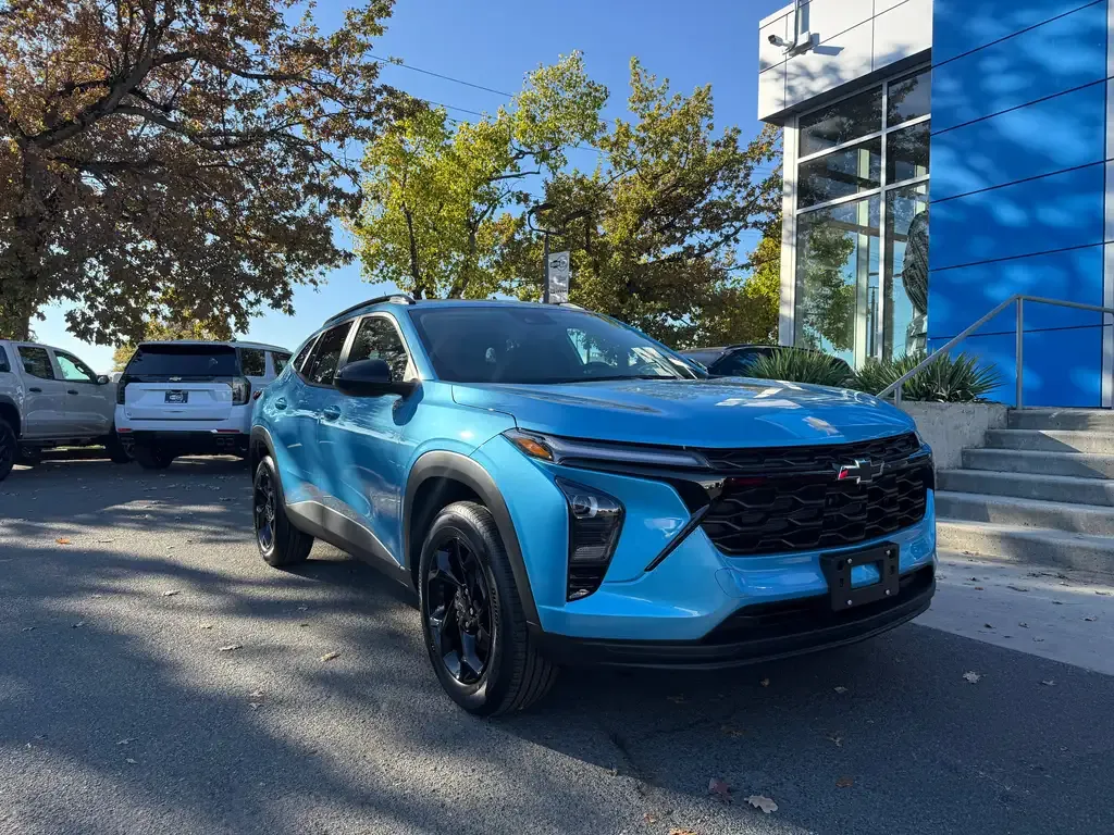 Chevrolet Trax 2026 photo 2