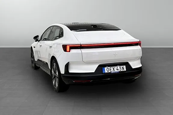 Polestar 4 2025 photo 3