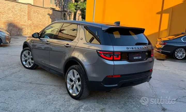 Land Rover Discovery Sport 2021 photo 5