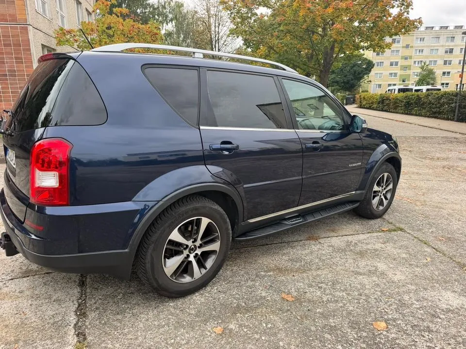 KG Mobility Rexton