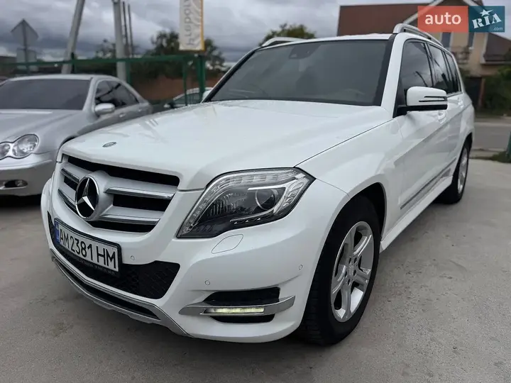 Mercedes-Benz Glk Class 2013 photo 3