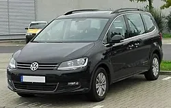 Volkswagen Sharan 2012 photo 2
