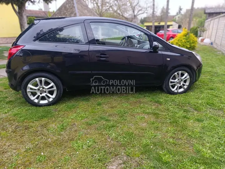 Opel Corsa D 2007 photo 4