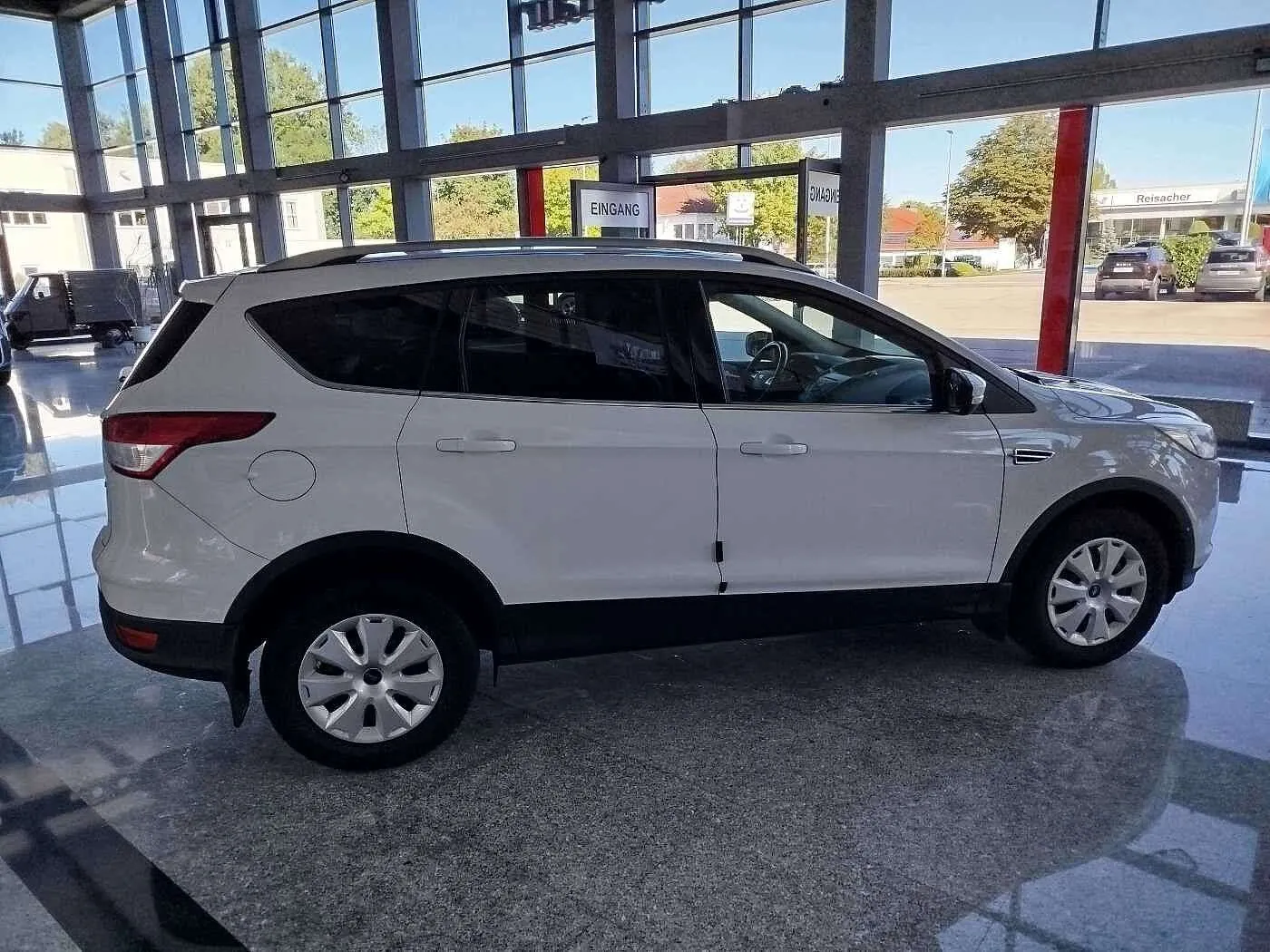 Ford Kuga 2014 photo 4