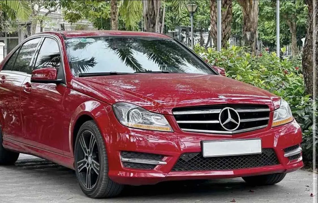 Mercedes-Benz C-Class