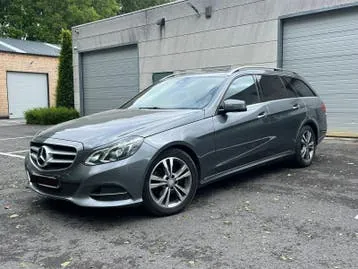 Mercedes-Benz E200