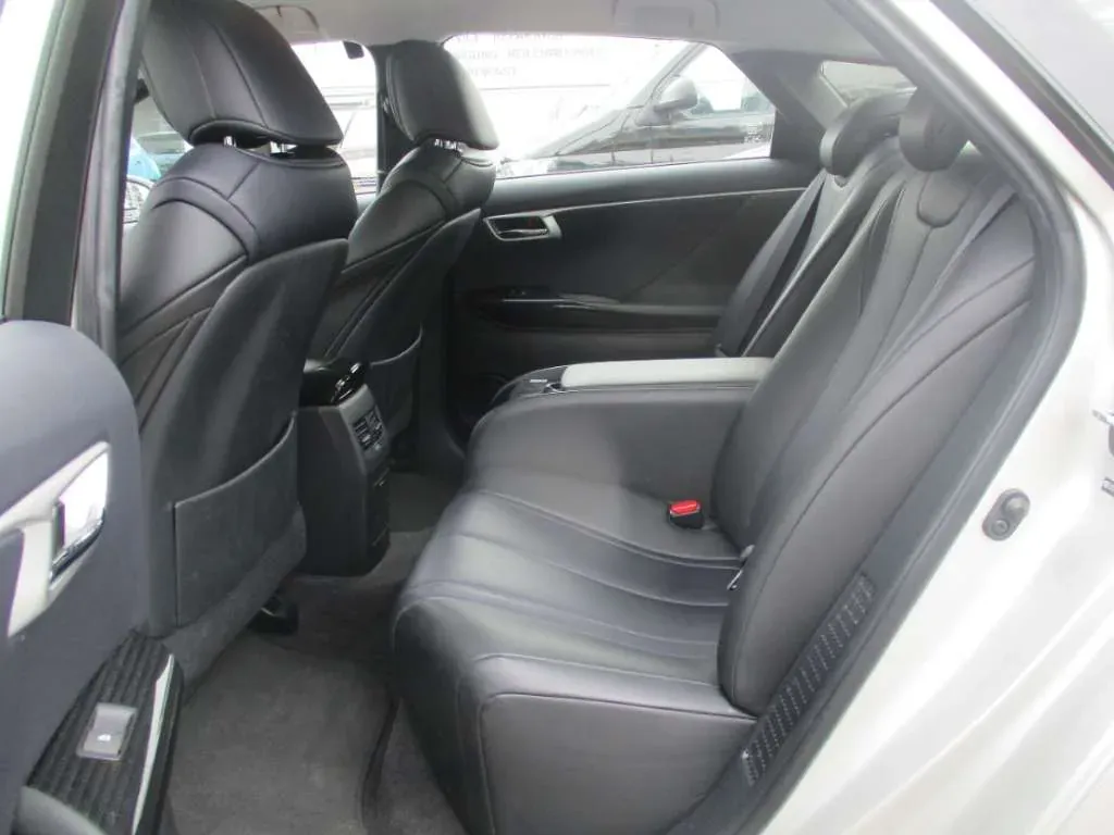 Toyota Mirai 2016 photo 2