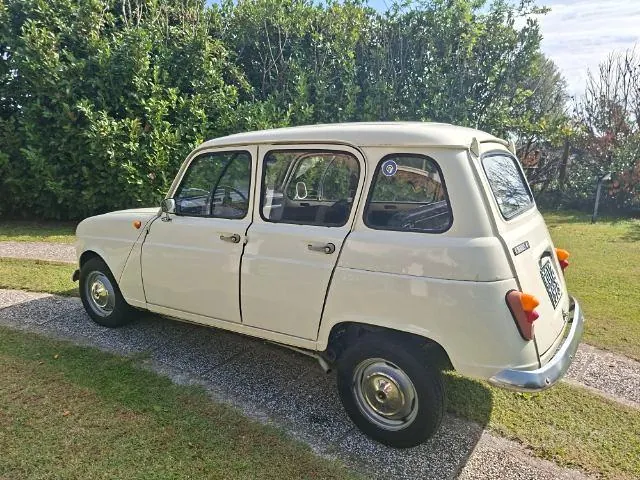 Renault 4 1976 photo 2