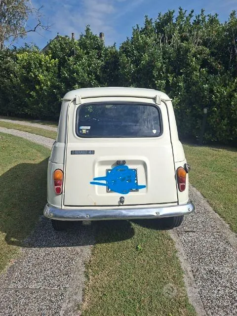 Renault 4 1976 photo 3