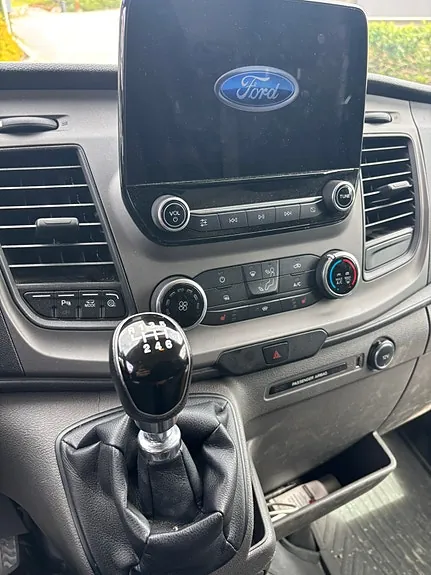 Ford Transit 350 L2 Van 2019 photo 5