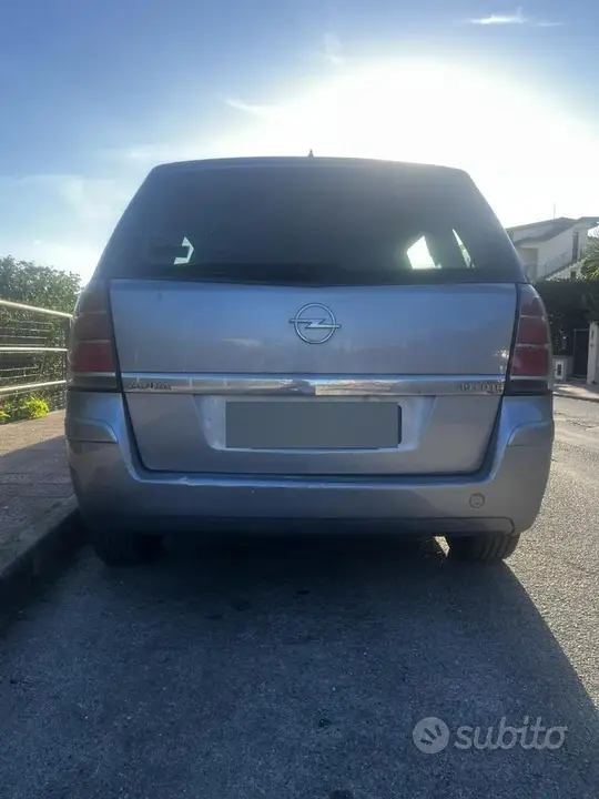 Opel Zafira 2008 photo 4
