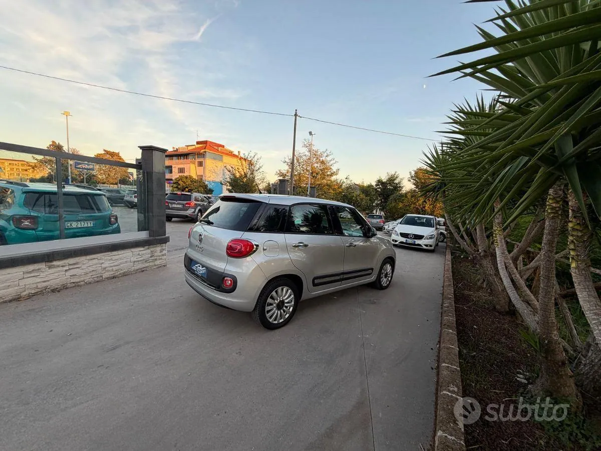 Fiat 500L 2013 photo 4