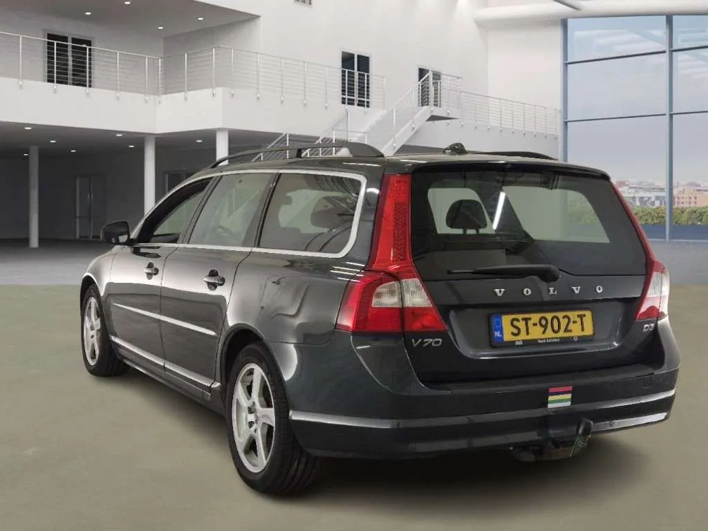 Volvo V70 2012 photo 4
