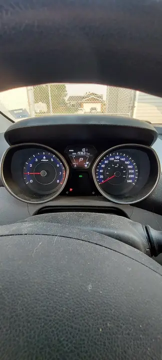 Hyundai Elantra 2012 photo 2