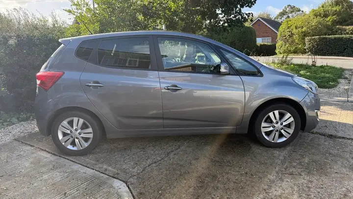 Hyundai Ix20 2013 photo 5