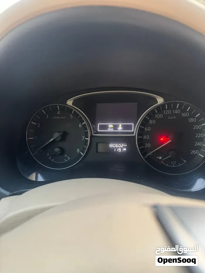 Nissan Altima 2014 photo 2