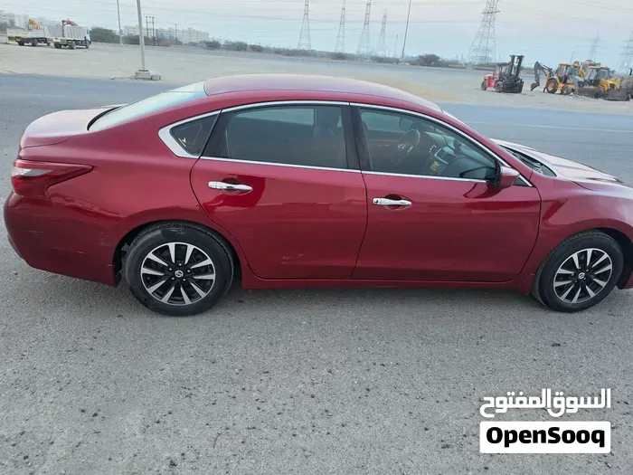 Nissan Altima 2018 photo 3
