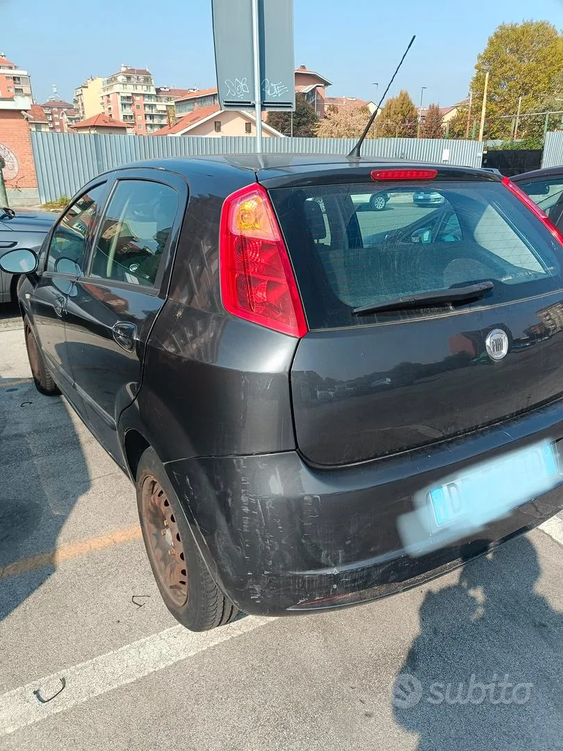 Fiat Grande Punto 2008 photo 3
