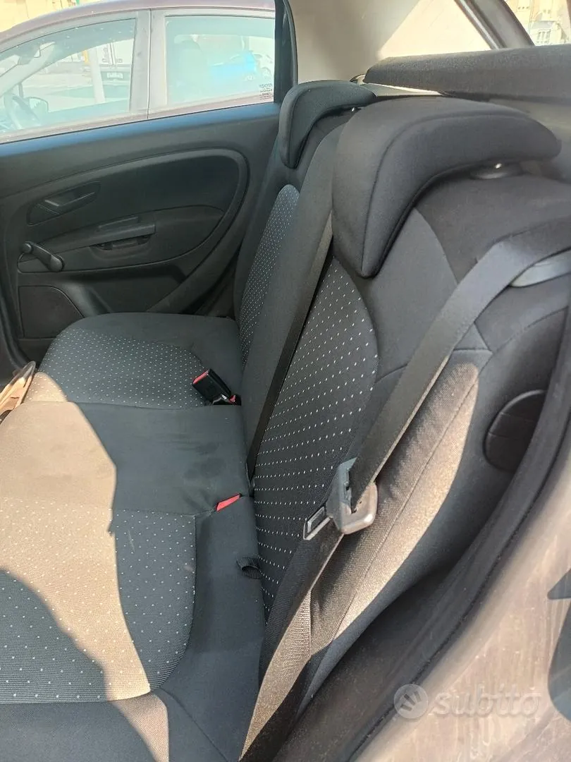 Fiat Grande Punto 2008 photo 5