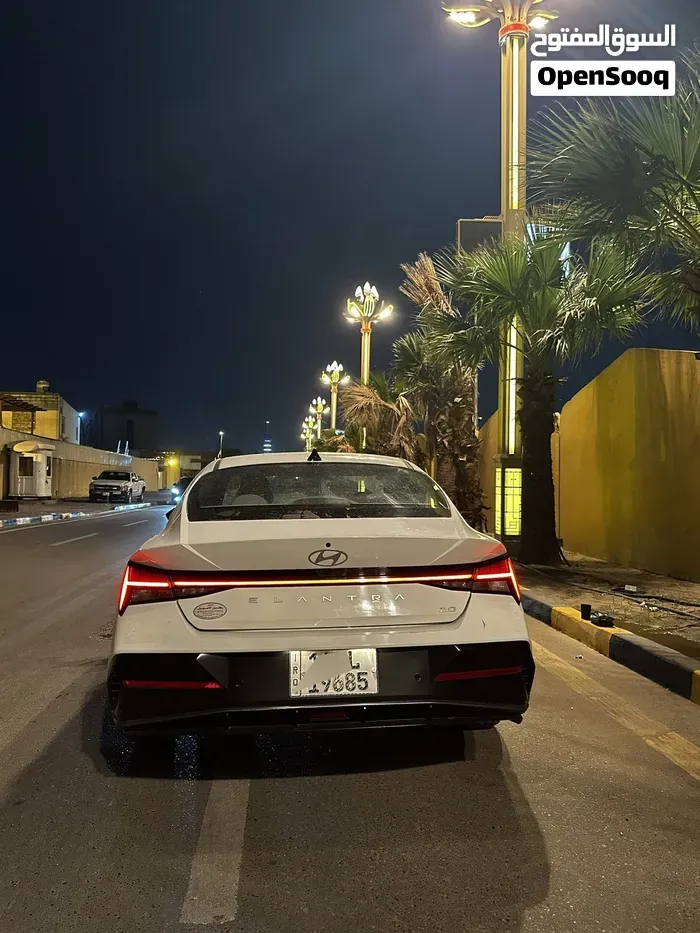 Hyundai Elantra 2024 photo 3