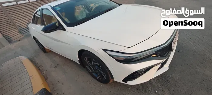 Hyundai Elantra 2024 photo 5