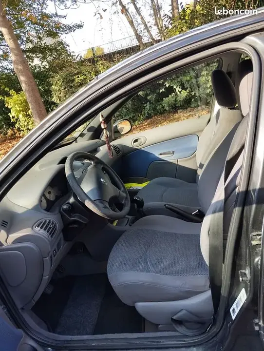 Peugeot 206 2004 photo 3