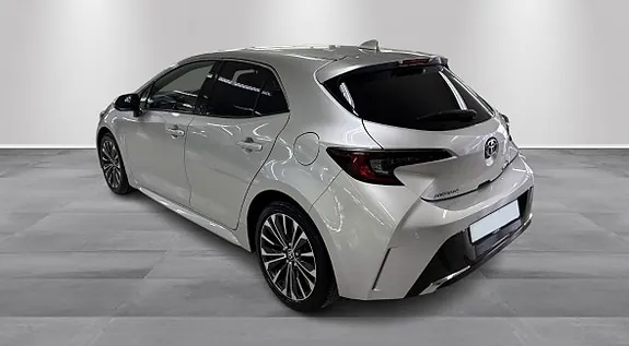 Toyota Corolla 2023 photo 2