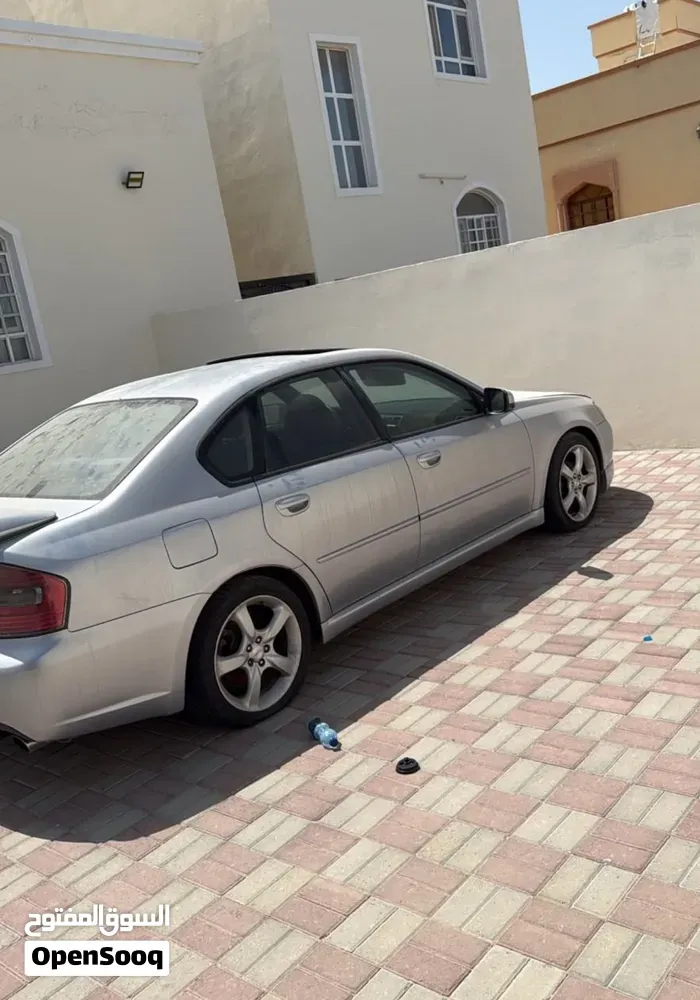 Subaru Legacy 2003 photo 2