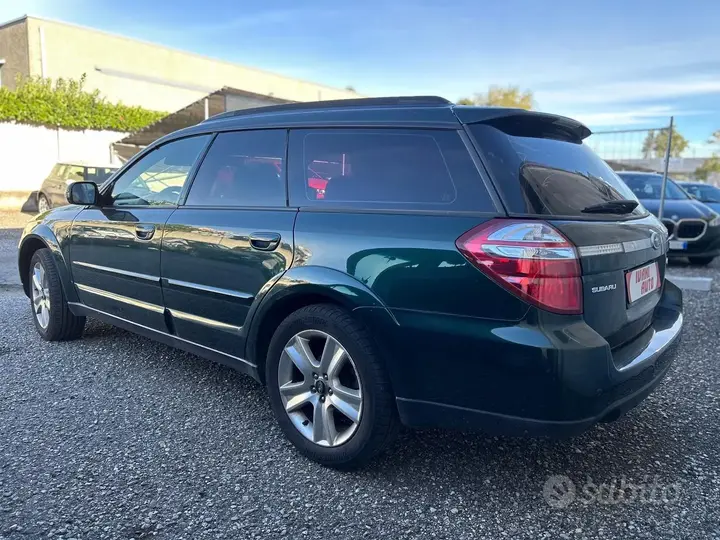 Subaru Outback 2008 photo 3