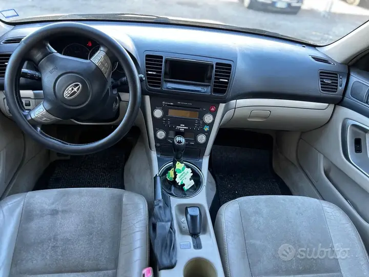Subaru Outback 2008 photo 5
