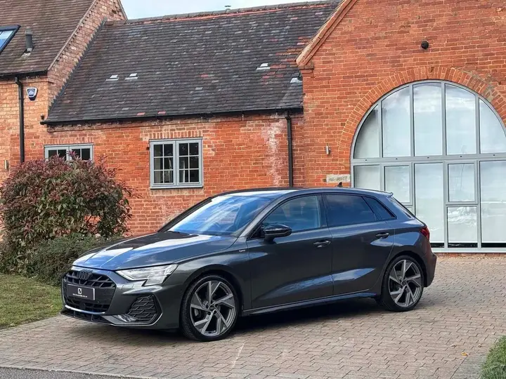 Audi A3 2025 photo 5